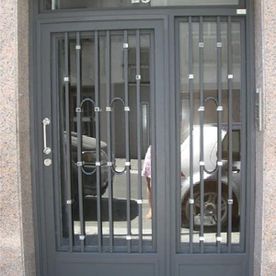 Cerrajería Ángel puerta modelo 8